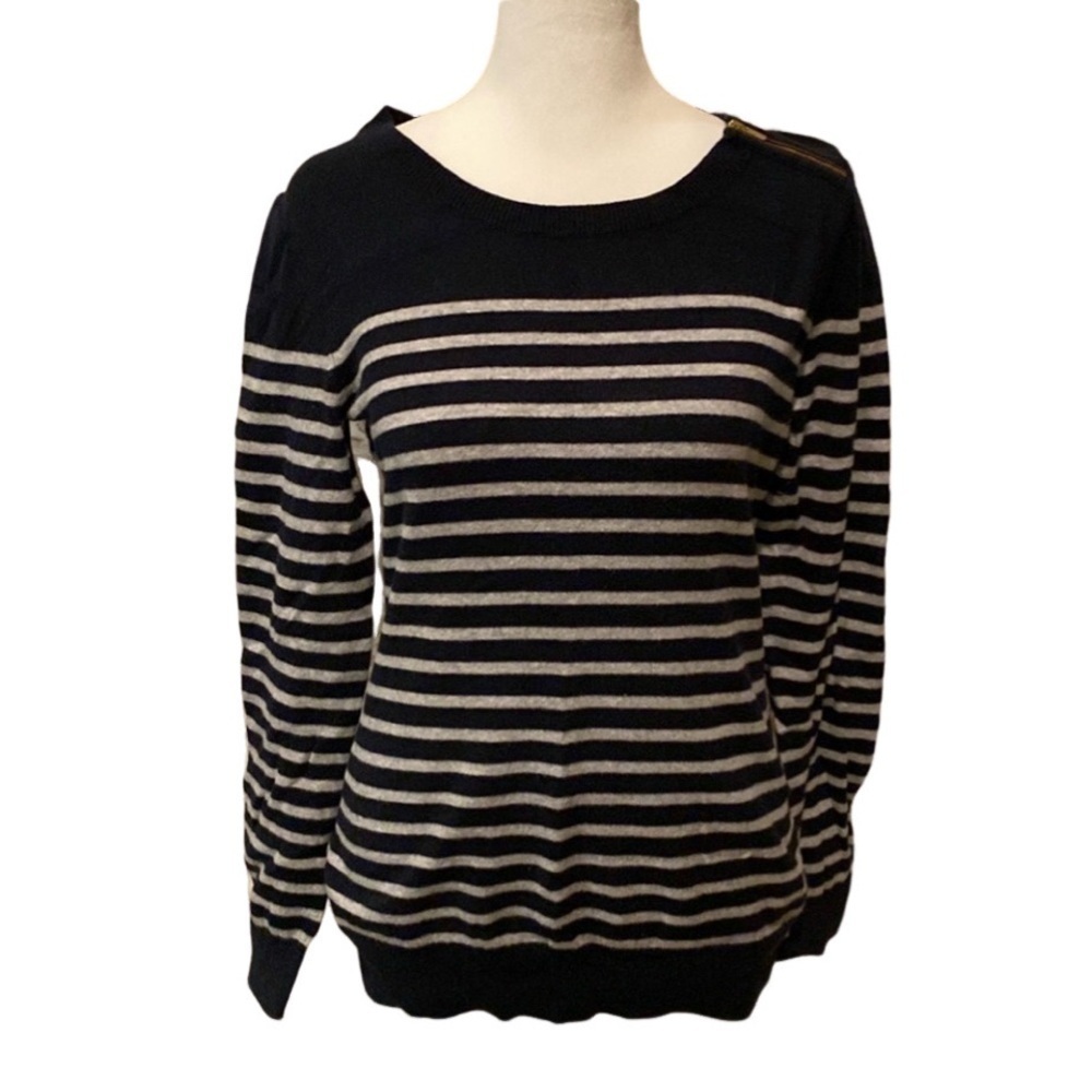 Banana Republic sweater. Size S. Navy & gray stripe. Zipper shoulder.